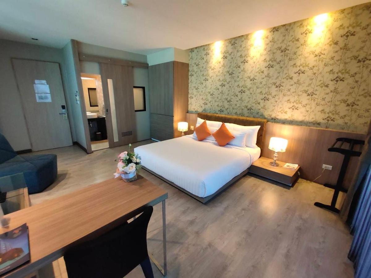Tonaoi Grand Hotel Хатъяй Экстерьер фото