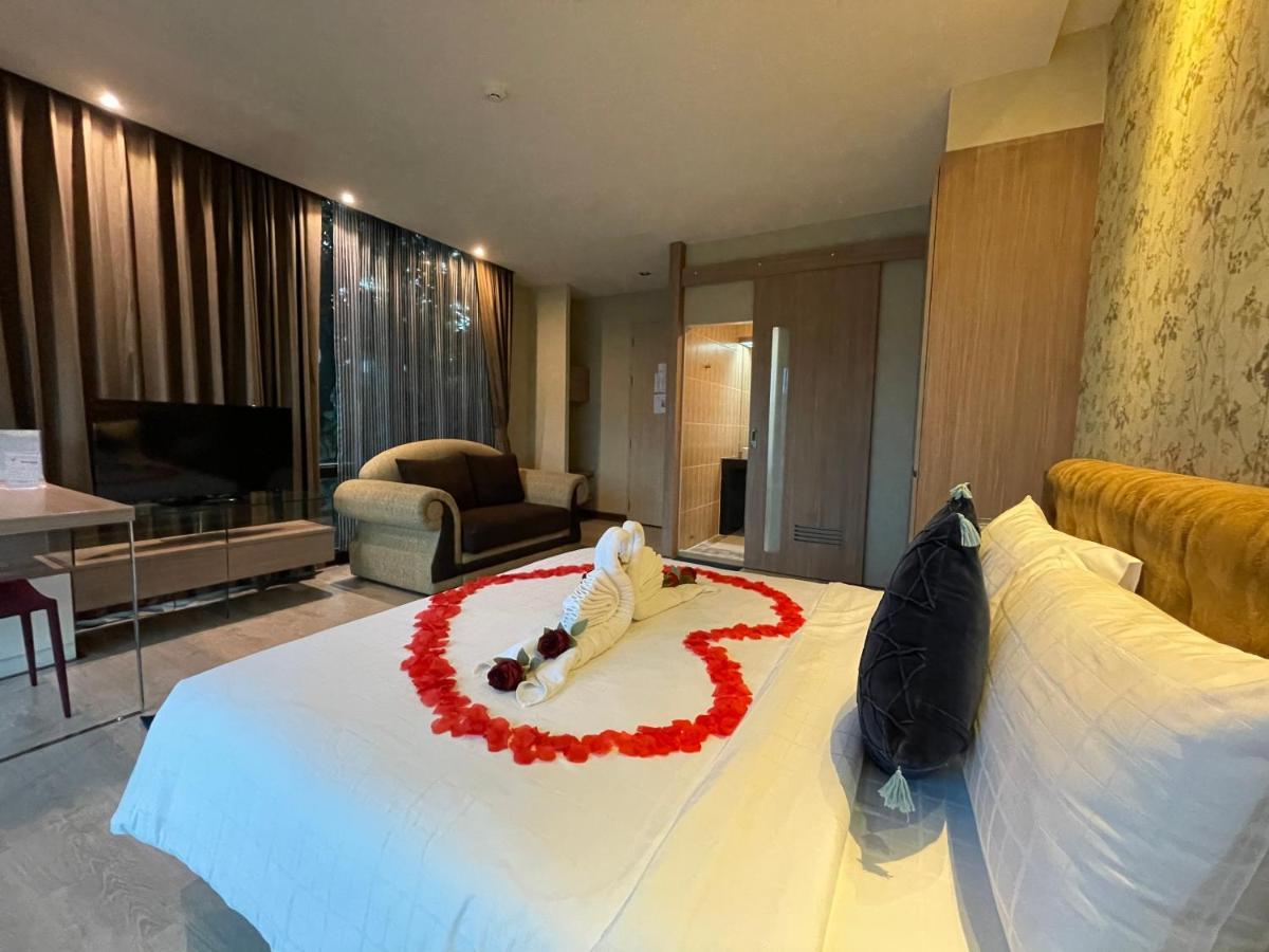 Tonaoi Grand Hotel Хатъяй Экстерьер фото